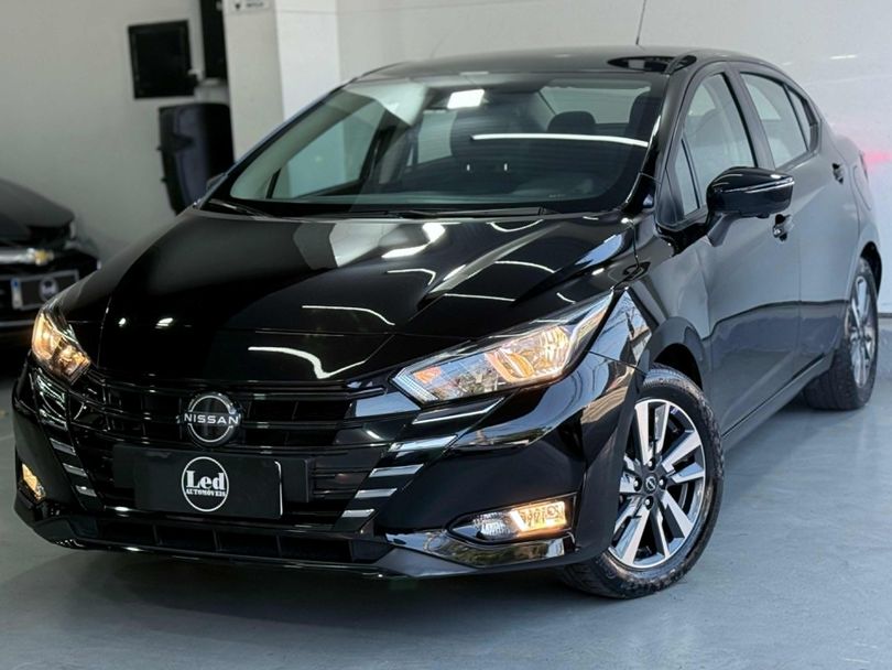 Nissan VERSA Advance 1.6 16V Flex Aut.