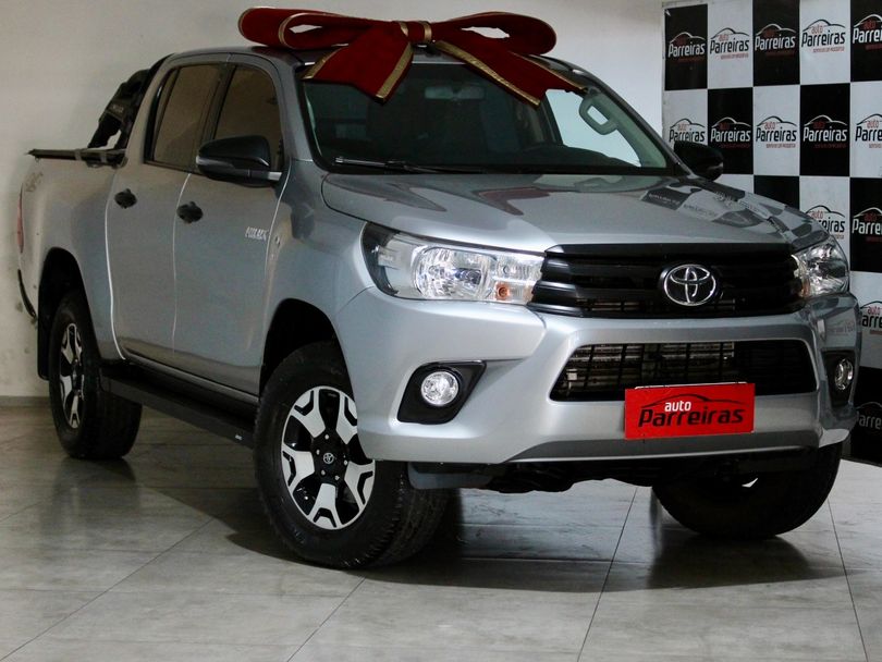 Toyota Hilux CD 4x4 2.8 Diesel Mec.