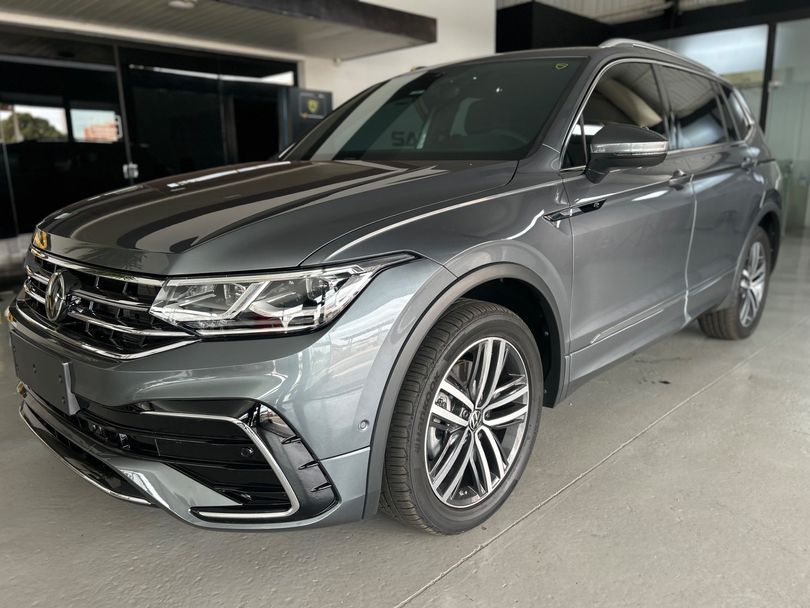 VolksWagen TIGUAN Allspac R-Line 300 TSI 2.0 