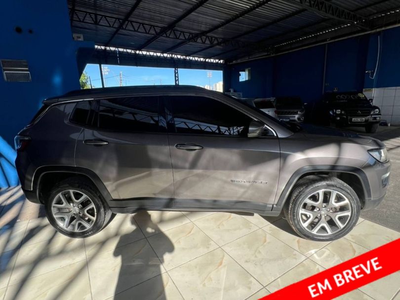 Jeep COMPASS LONGITUDE 2.0 4x4 Dies. 16V Aut.