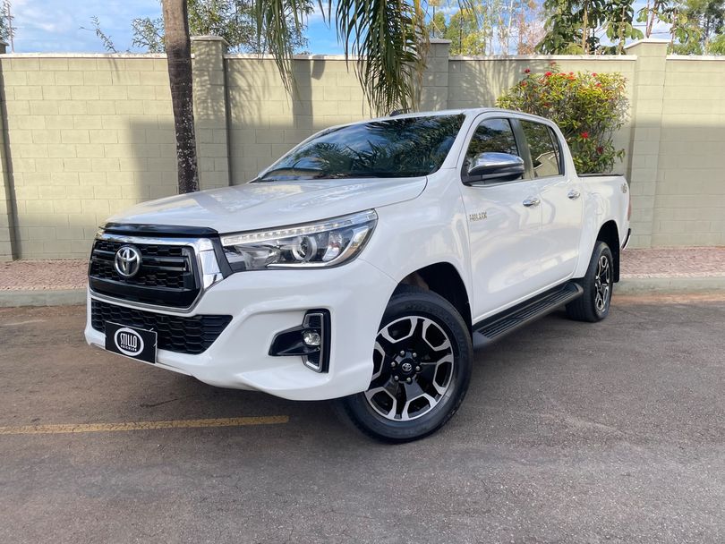 Toyota Hilux CD SRX 4x4 2.8 TDI 16V Diesel Aut.