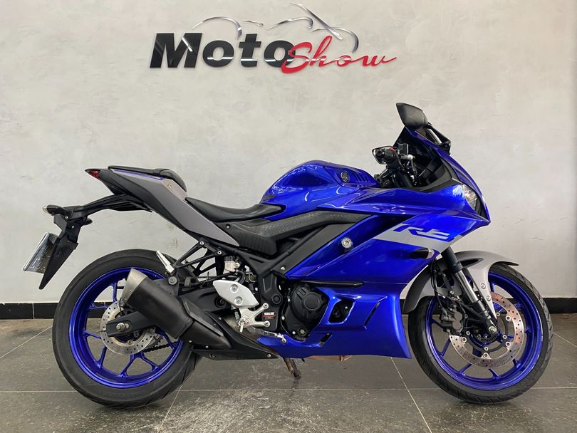 YAMAHA YZF R-3 321/ABS