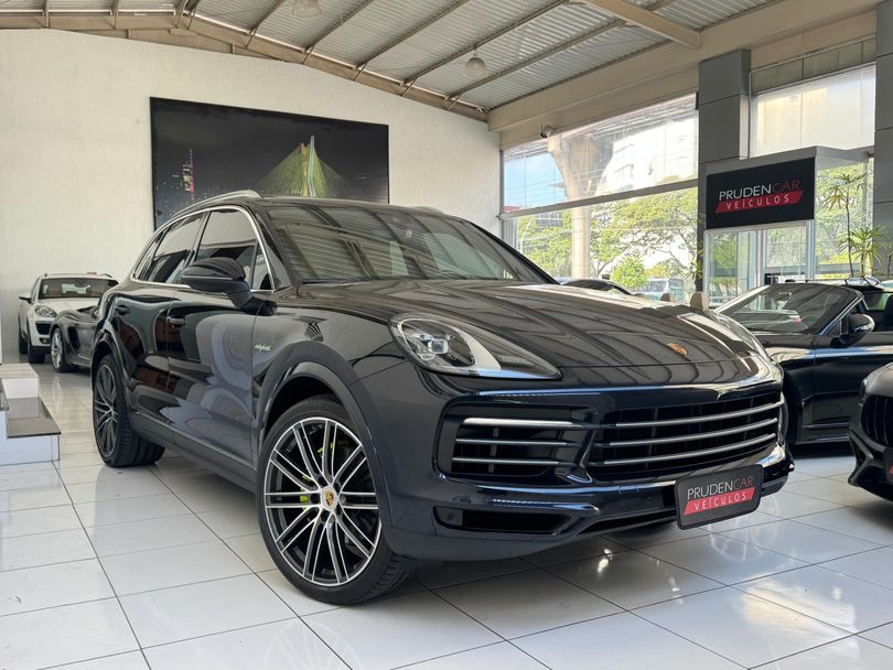 Porsche Cayenne E-Hybrid 3.0 V6 462cv