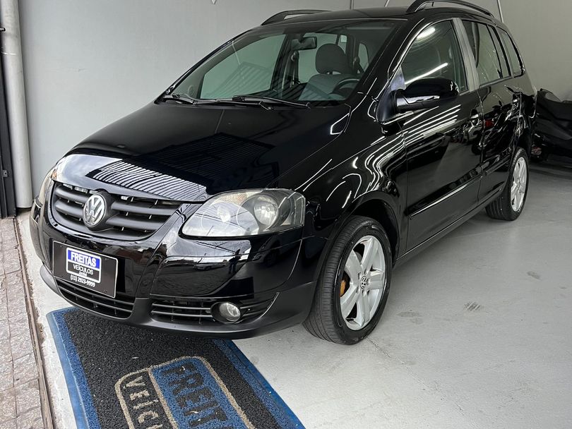 VolksWagen SPACEFOX 1.6/ 1.6 Trend Total Flex 8V 5p