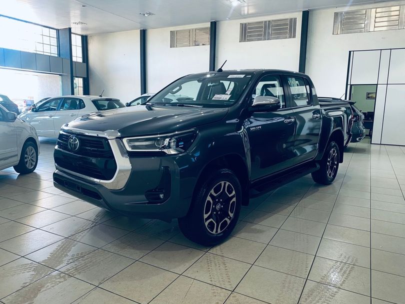 Toyota Hilux CD SRX 4x4 2.8 TDI 16V Diesel Aut.