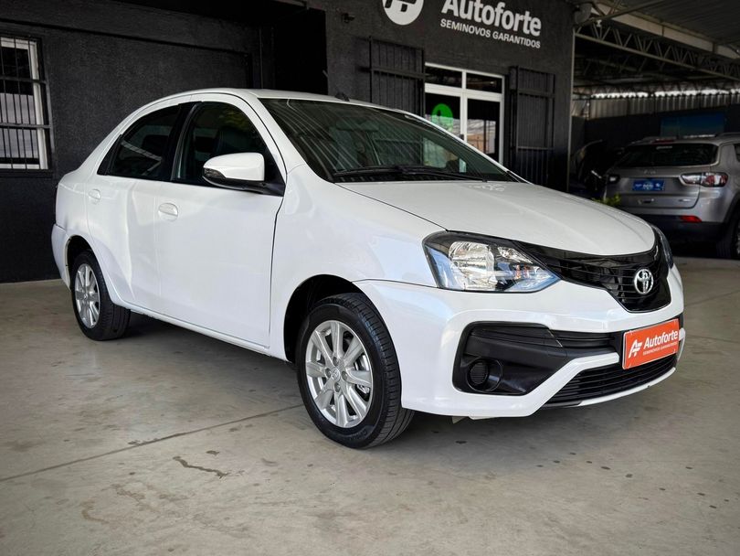 Toyota ETIOS X Plus Sedan 1.5 Flex 16V 4p Aut.