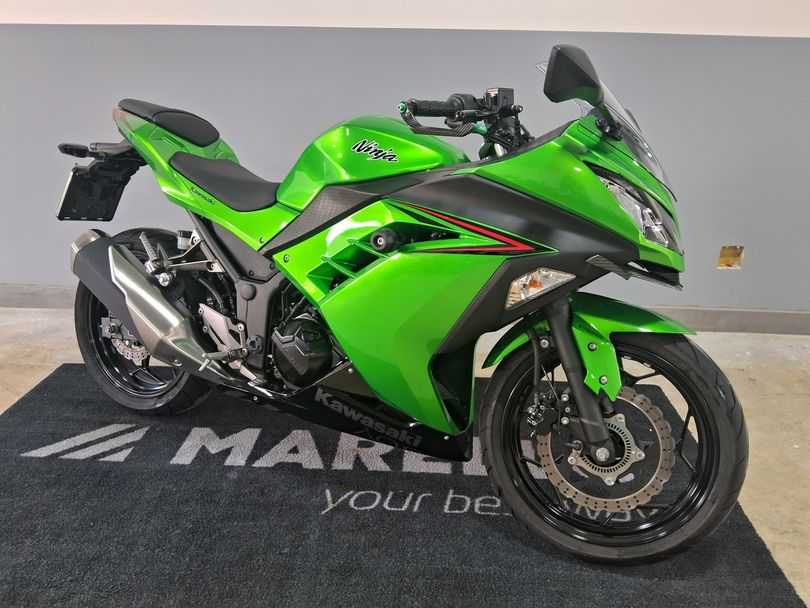 KAWASAKI NINJA 300