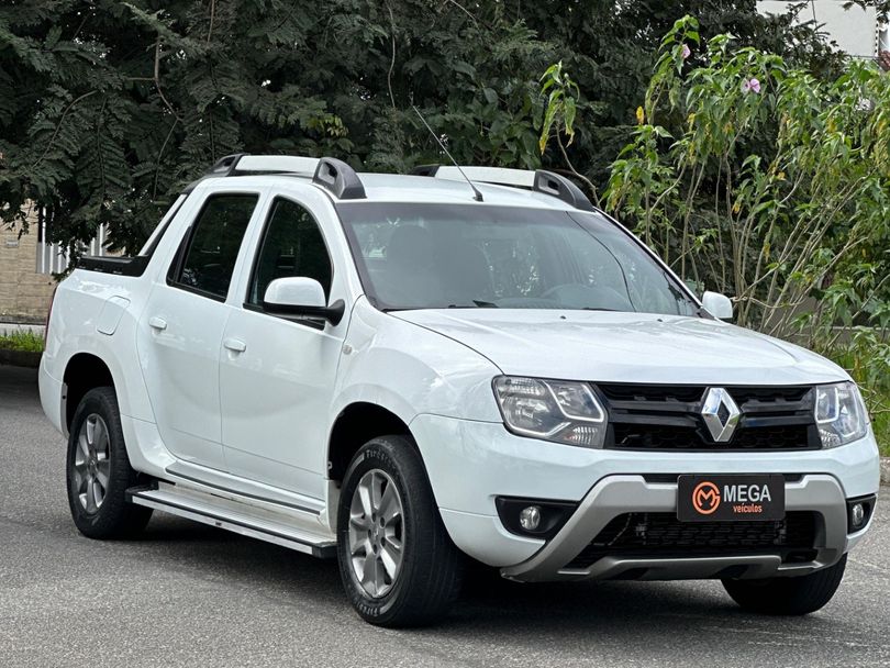 Renault DUSTER OROCH Dyna. 2.0 Flex 16V Aut.