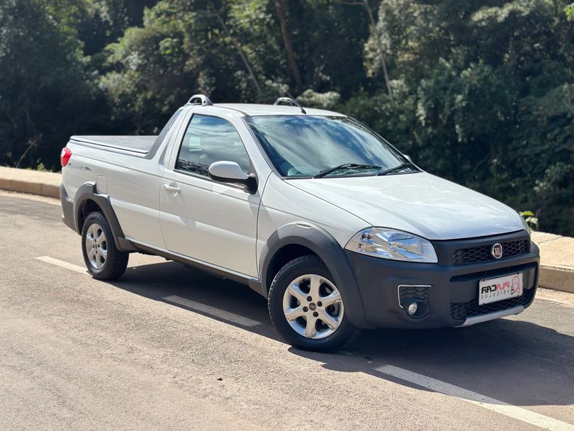Fiat Strada Freedom 1.4 Flex 8V CS