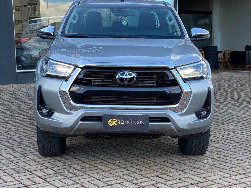 Toyota Hilux CD SRX 4x4 2.8 TDI 16V Diesel Aut.