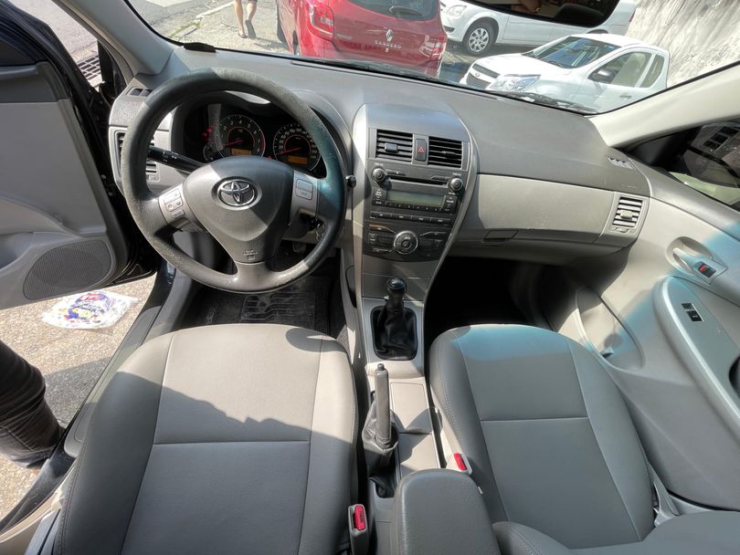 Toyota Corolla GLi 1.8 Flex 16V Mec.