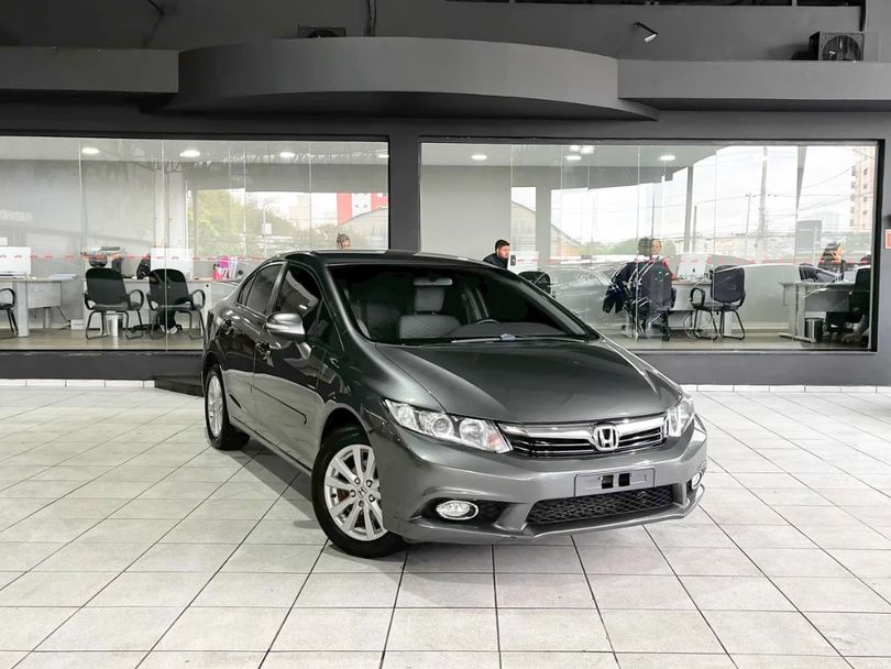 Honda Civic Sedan LXR 2.0 Flexone 16V Aut. 4p