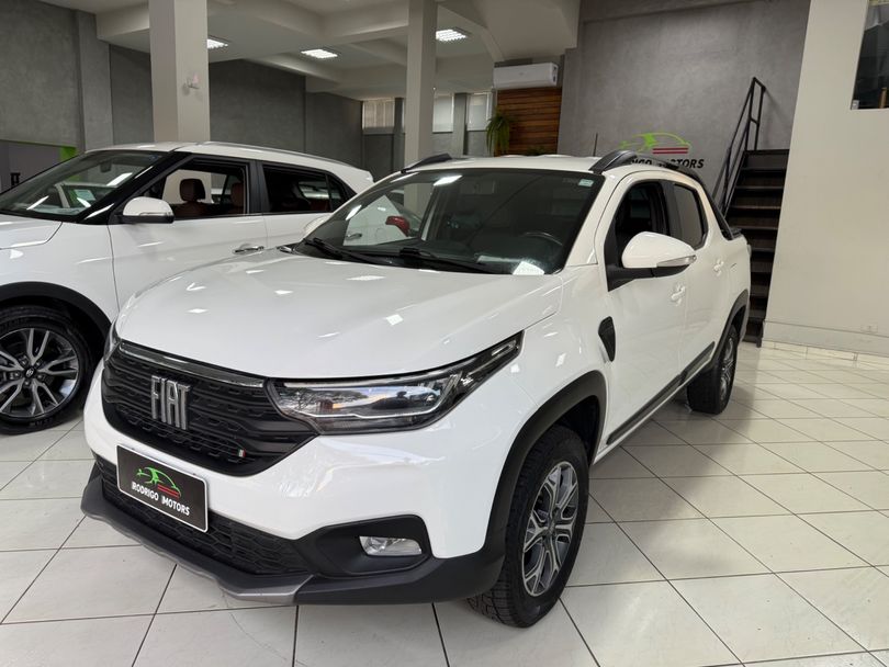 Fiat Strada Volcano 1.3 Flex 8V CD