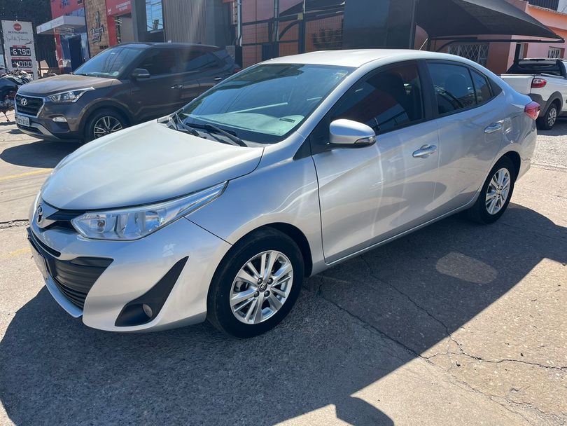 Toyota YARIS XL Sedan 1.5 Flex 16V 4p Aut.