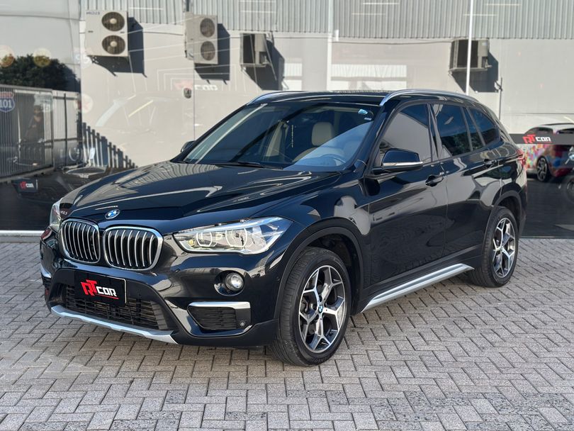 BMW X1 SDRIVE 20i X-Line 2.0 TB Active Flex
