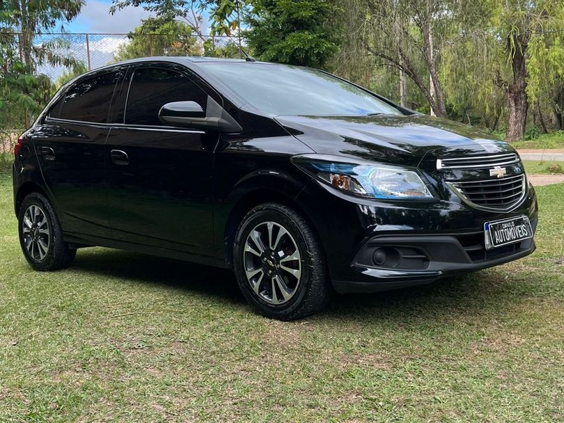 Chevrolet ONIX HATCH LT 1.4 8V FlexPower 5p Mec.