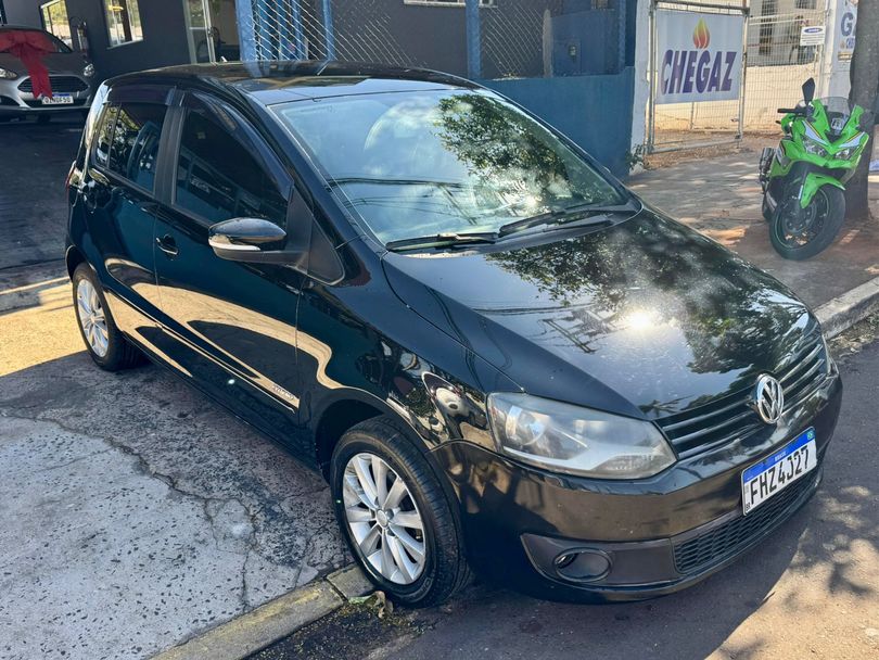 VolksWagen Fox 1.6 Mi Total Flex 8V 5p