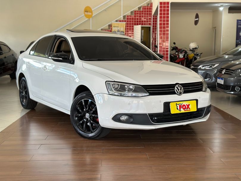 VolksWagen JETTA Comfortline 2.0 T.Flex 8V 4p Tipt.