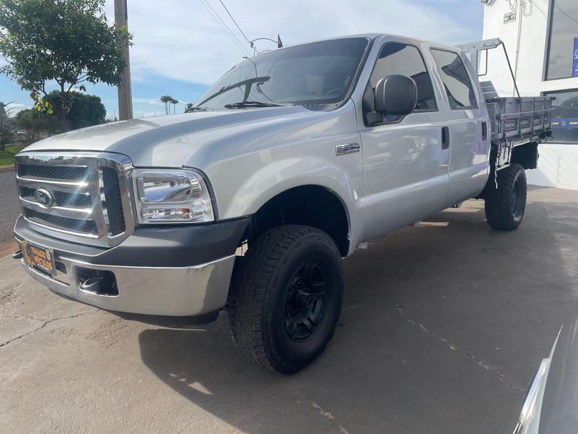 Ford F-250 XLT 3.9 4x4 CD TB Diesel