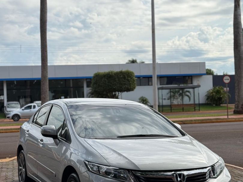 Honda Civic Sedan LXR 2.0 Flexone 16V Aut. 4p