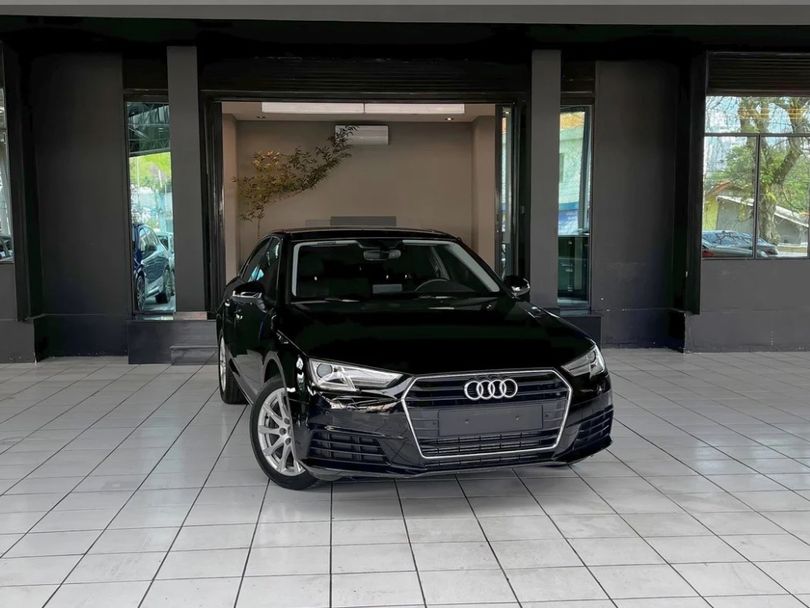 Audi A4 Attraction 2.0 TFSI 190cv S tronic