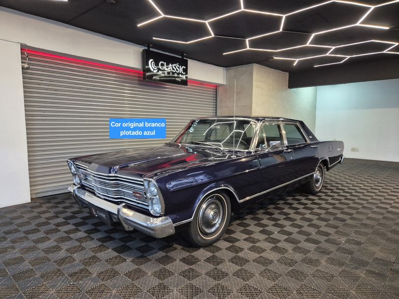 Ford Galaxie 500