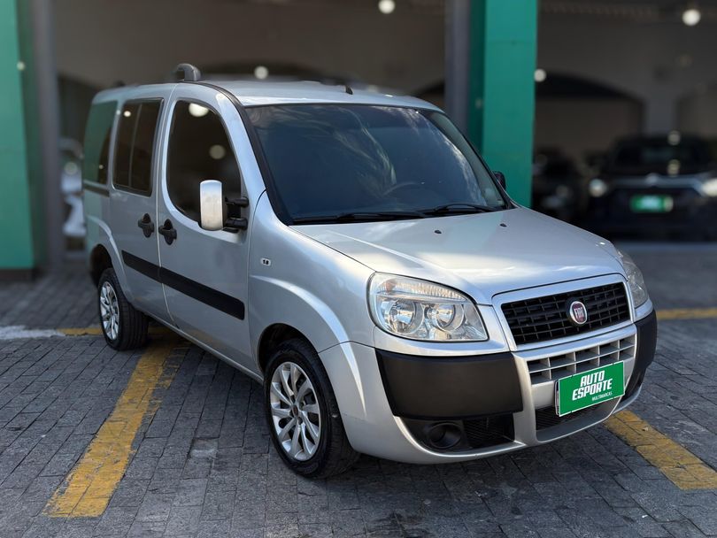 Fiat Doblo ESSENCE 1.8 Flex 16V 5p