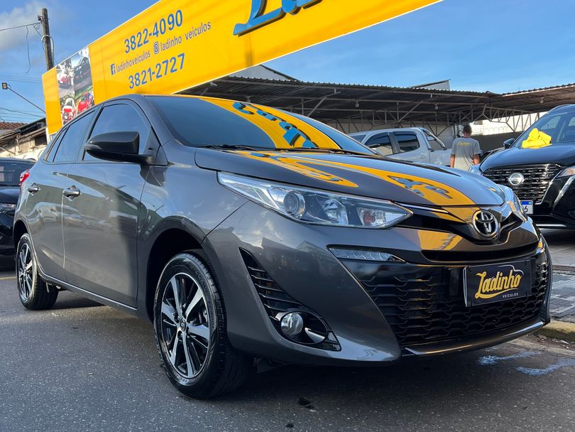 Toyota YARIS XLS Connect 1.5 Flex 16V 5p Aut.