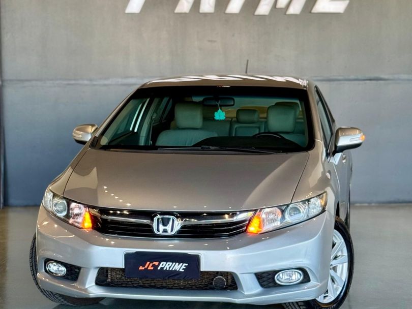 Honda Civic Sedan LXR 2.0 Flexone 16V Aut. 4p