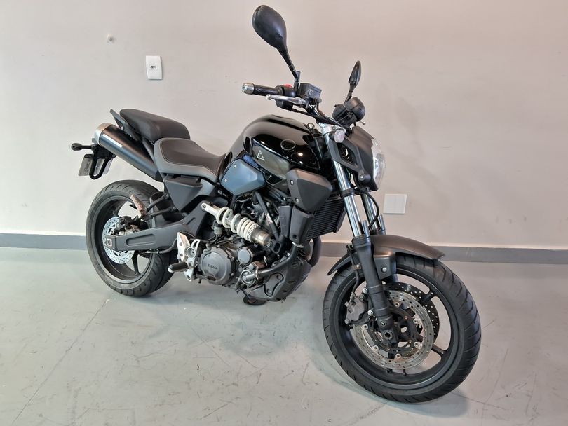 YAMAHA MT-03 660cc