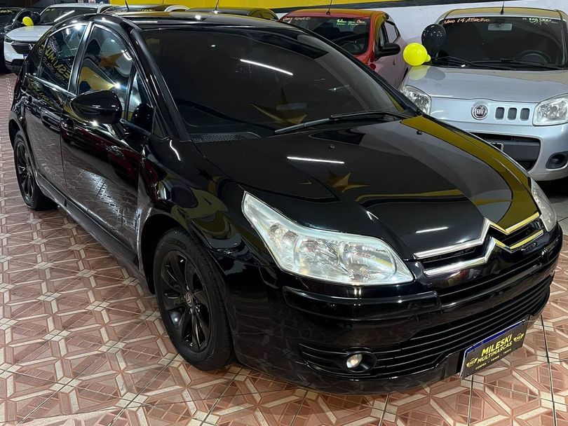 Citroën C4 GLX 1.6 Flex 16V 5p Mec.