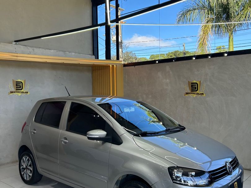 VolksWagen Fox 1.6 Mi Total Flex 8V 5p