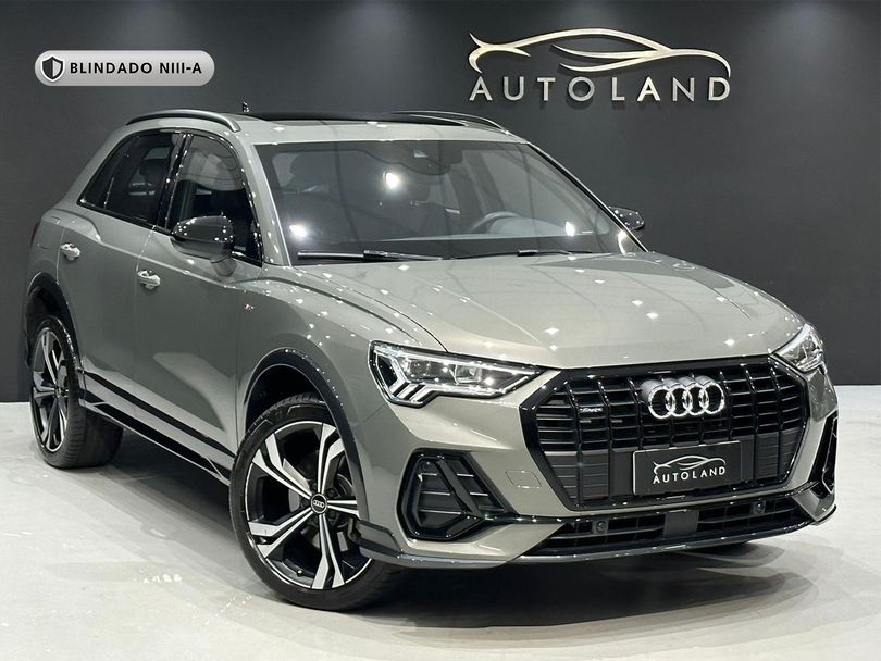 Audi Q3 SPB Perf. Black 2.0 TFSI Tipt. Quat.