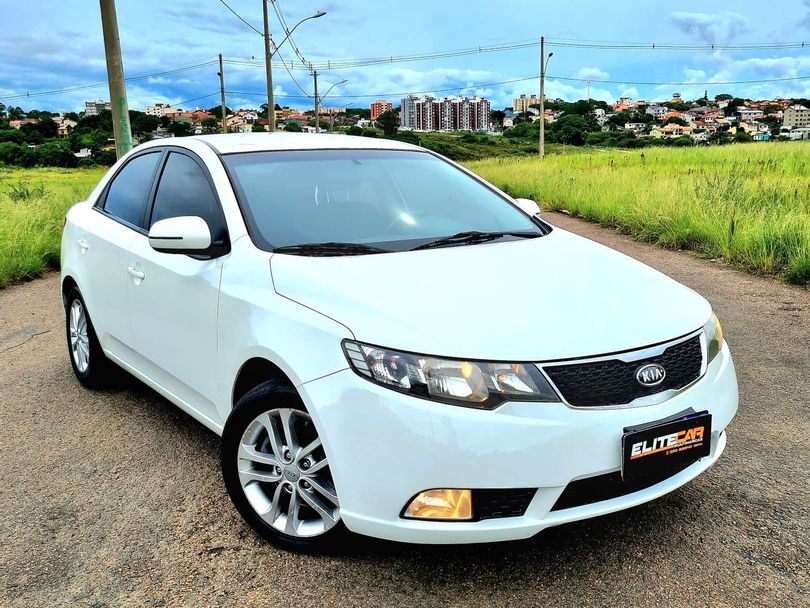 Kia Motors Cerato 1.6 16V Aut.