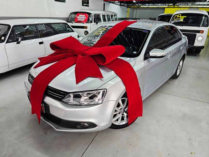 VolksWagen JETTA Comfortline 2.0 T.Flex 8V 4p Tipt.