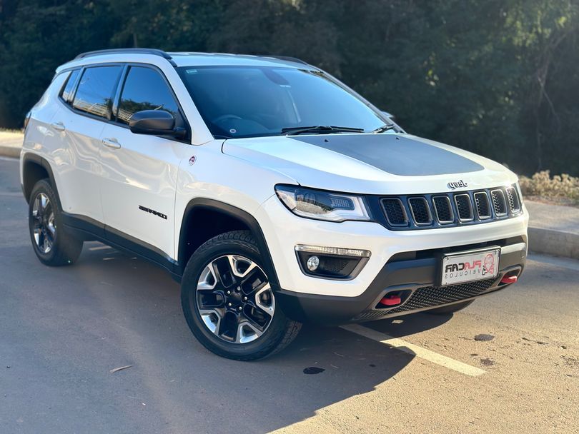 Jeep COMPASS TRAILHAWK 2.0 4x4 Dies. 16V Aut.