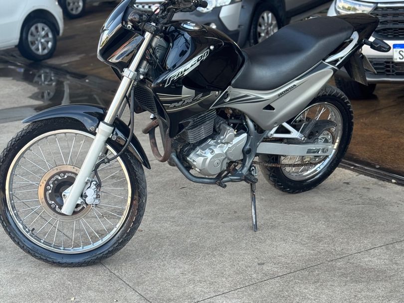HONDA NX-4 FALCON 400