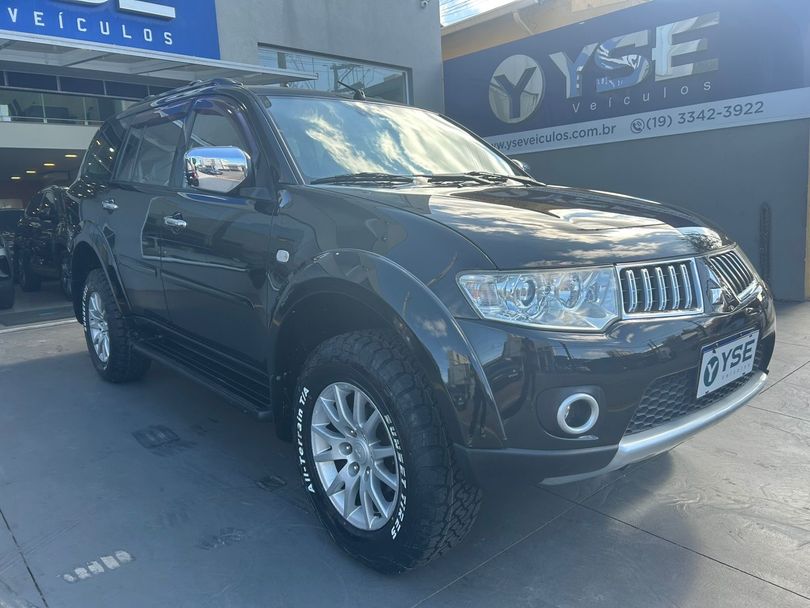Mitsubishi Pajero DAKAR 3.2 4x4 T.I. Dies. 5p Aut.