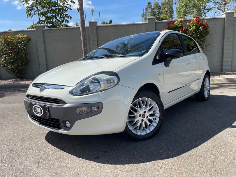 Fiat Punto ESSENCE Dualogic 1.6 Flex 16V 5p