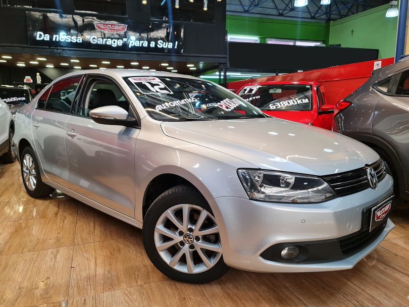 VolksWagen JETTA Comfortline 2.0 T.Flex 8V 4p Tipt.