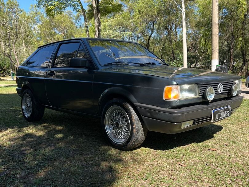 VolksWagen Gol 1000 (modelo antigo)