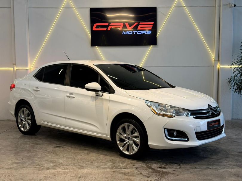 Citroën C4 LOUNGE Tendance 2.0 Flex 4p Aut.