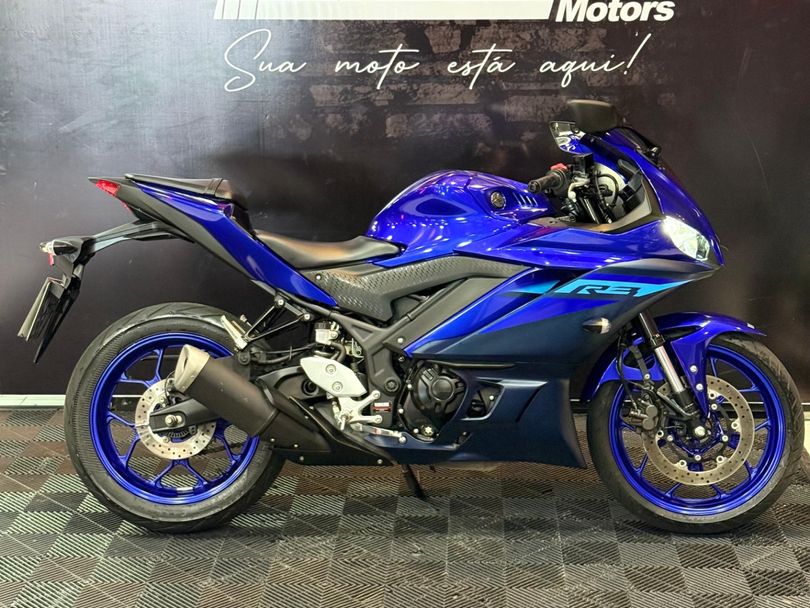 YAMAHA YZF R-3 321/ABS
