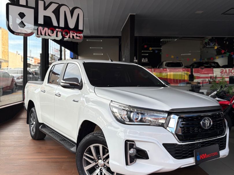 Toyota Hilux CD SRX 4x4 2.8 TDI 16V Diesel Aut.