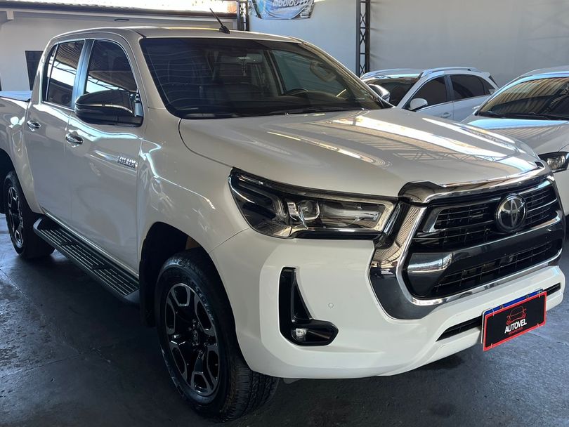 Toyota Hilux CD SRX 4x4 2.8 TDI 16V Diesel Aut.