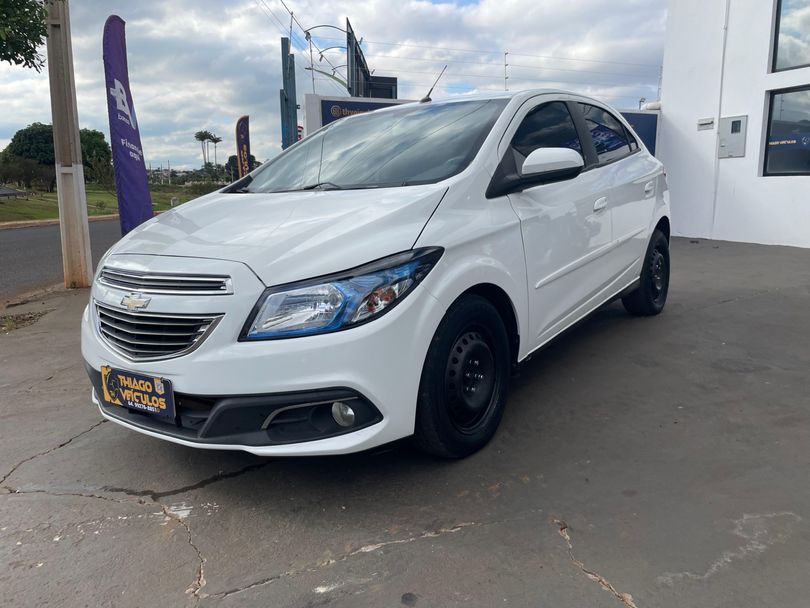 Chevrolet ONIX HATCH LT 1.4 8V FlexPower 5p Mec.
