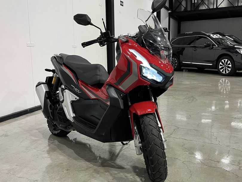 HONDA ADV 150