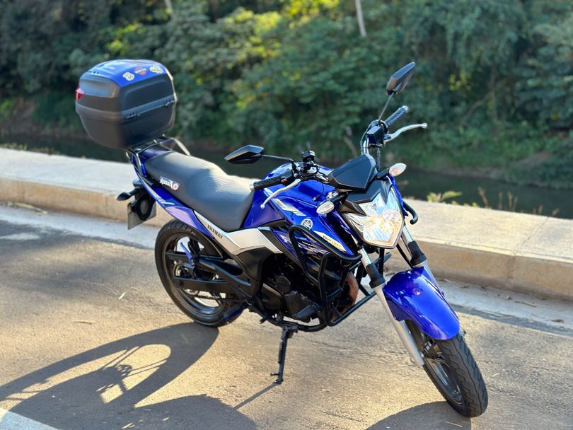 YAMAHA Fazer 250