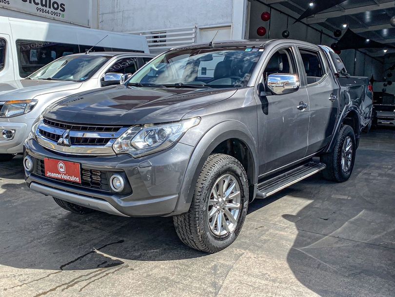 Mitsubishi L200 Triton Sport HPE-S 2.4 CD Dies. Aut