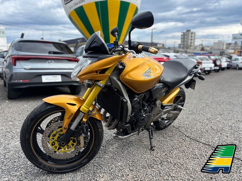 HONDA CB 600F HORNET